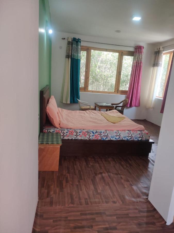 Tsetan Guest House Leh Eksteriør bilde