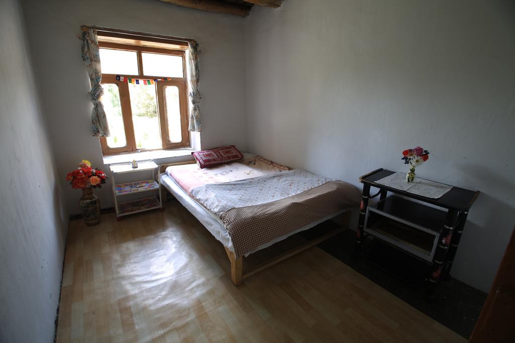 Tsetan Guest House Leh Eksteriør bilde